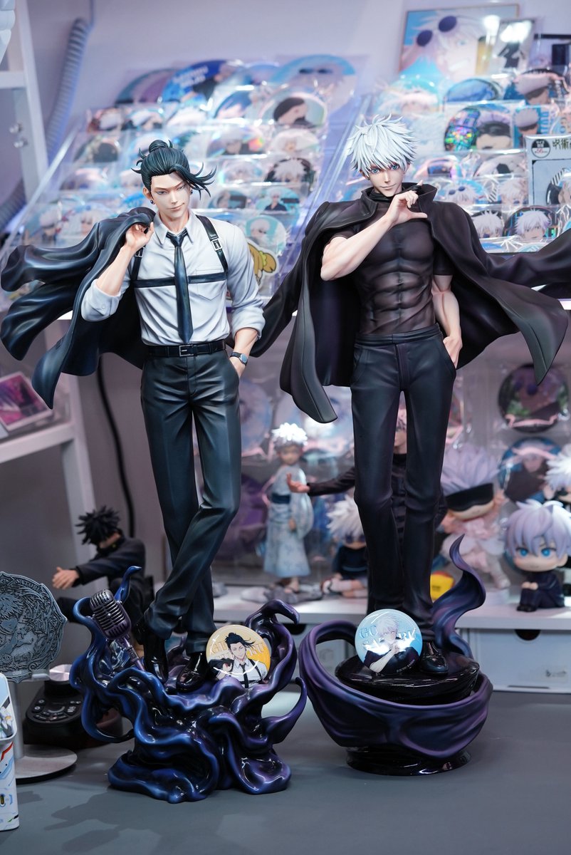 hamajippa's tweet photo. Zany Joke x FANTASY Studio Geto Suguru 1/6 1/4

ZanyJoke X FANTASY聯合出品
白色情人節夏油傑，即將登場，A版本公佈

"我的世界沒有你，你的選擇否定我。那三年的青春，是你我彼此唯一的迴響。好久不見，悟~”

ZanyJoke X FANTASY
作品：白色情人節 - 夏油傑
尺寸：比例1/6  A (H)35cm (W）16m  (D) 11cm
                       B (H) 35cm (W）13m  (D) 10cm
          比例1/4  A+ (H) 55cm (W）25m  (D) 18cm
                       B+ (H) 55cm (W）20m  (D) 16cm
內容：A 扎頭甩衣服造型  B 散髮提領帶造型 
          套裝C   6比例雙版本
          套裝D   4比例雙版本
        # 套裝版本更優惠  
定金：A  XXX 
          B  XXX
          套裝C  XXX
          A+  XXX
          B+  XXX
          套裝D  1XXX
價格：A  980
          B  980
          套裝C  1880
          A+  1680
          B+  1680
          套裝D  3200
        # 套裝版本更優惠 
體數：TBD（限時產品請慎重購買）
開定時間：7月28日  18:00
出貨：2027  Q1