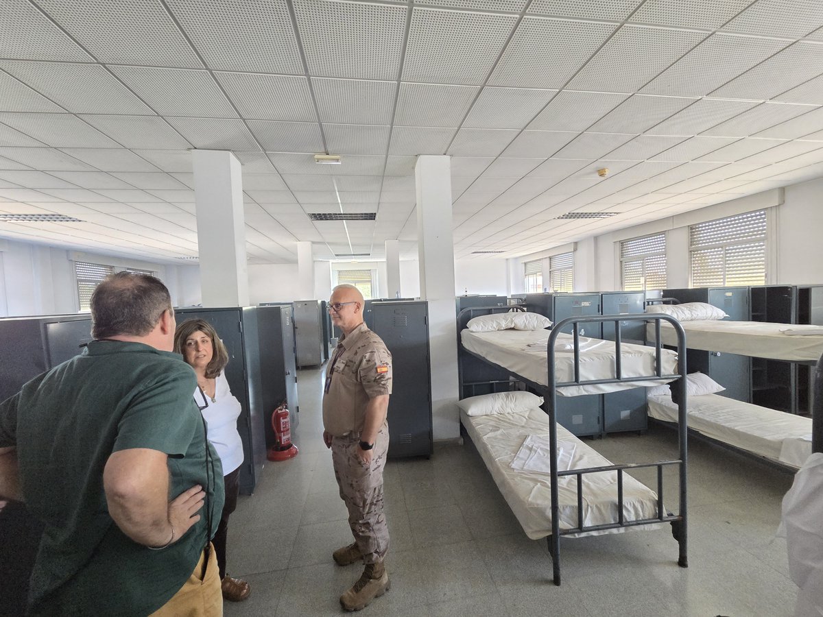 aytogetafe's tweet photo. Desde el Ayuntamiento de Getafe, además de procurarles en el ACAR, a todos los desplazados por los incendios, la alimentación, que se prepara en las propias instalaciones, les estamos ofreciéndo actividades inantiles a los más peques a través de le Delegación de Educación https://t.co/ZxkrVGSHma