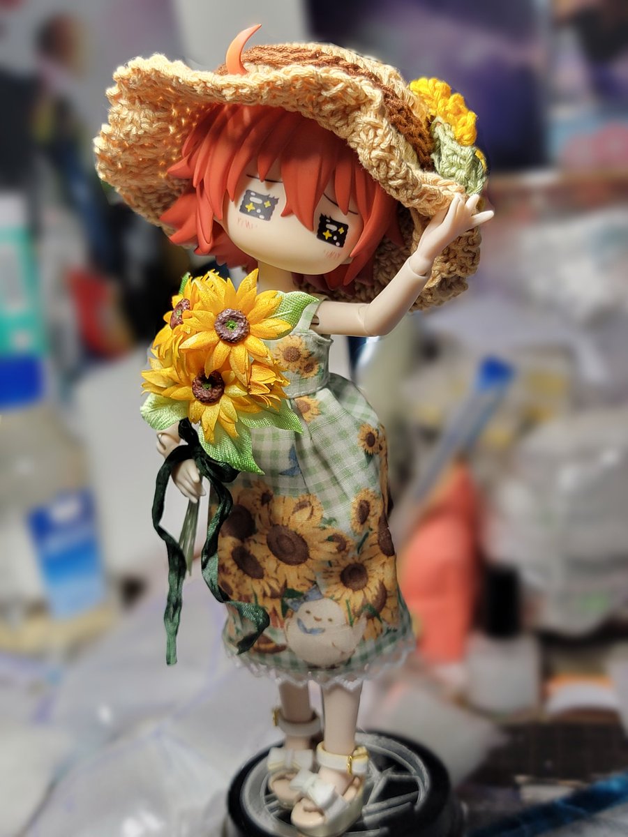 xxy971123's tweet photo. 向日葵套装🌻 https://t.co/8v4mqebqzp