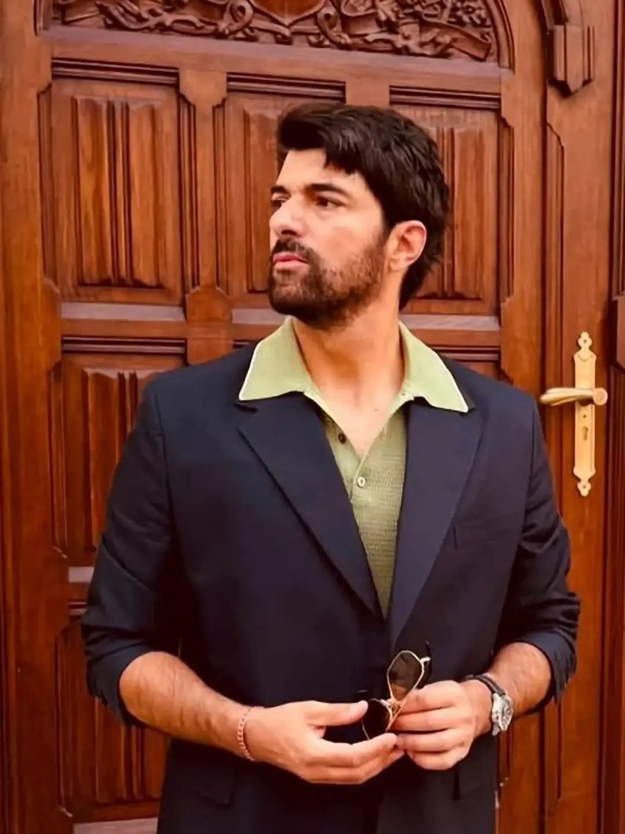 EnginAkyurekUY's tweet photo. #EnginAkyürek en Budapest, Hungria 🇭🇺 
23.07.26

 #shellVPowerGames
#Budapest
#shellTürkiye #shellVPower #Hepİleride #Shell #ShellHepİleride https://t.co/oCEzUXKLl8