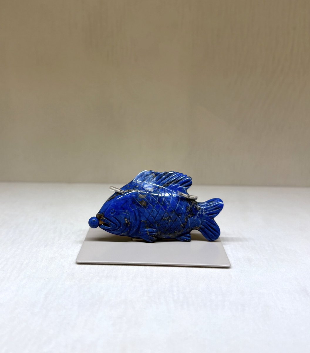 鼻煙壺コレクションは、今回はさまざまな素材のブルー系のカラーのもの