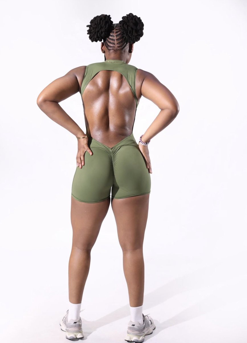 Benitaowoh tweet media
