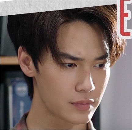 spcy_boo's tweet photo. คนนึงเครียดมาสี่อีพีแล้ว                          
อีกคนก็อมยิ้มอยู่อย่างมาสี่อีพีแล้วเช่นกัน https://t.co/VUI4yjhrfu