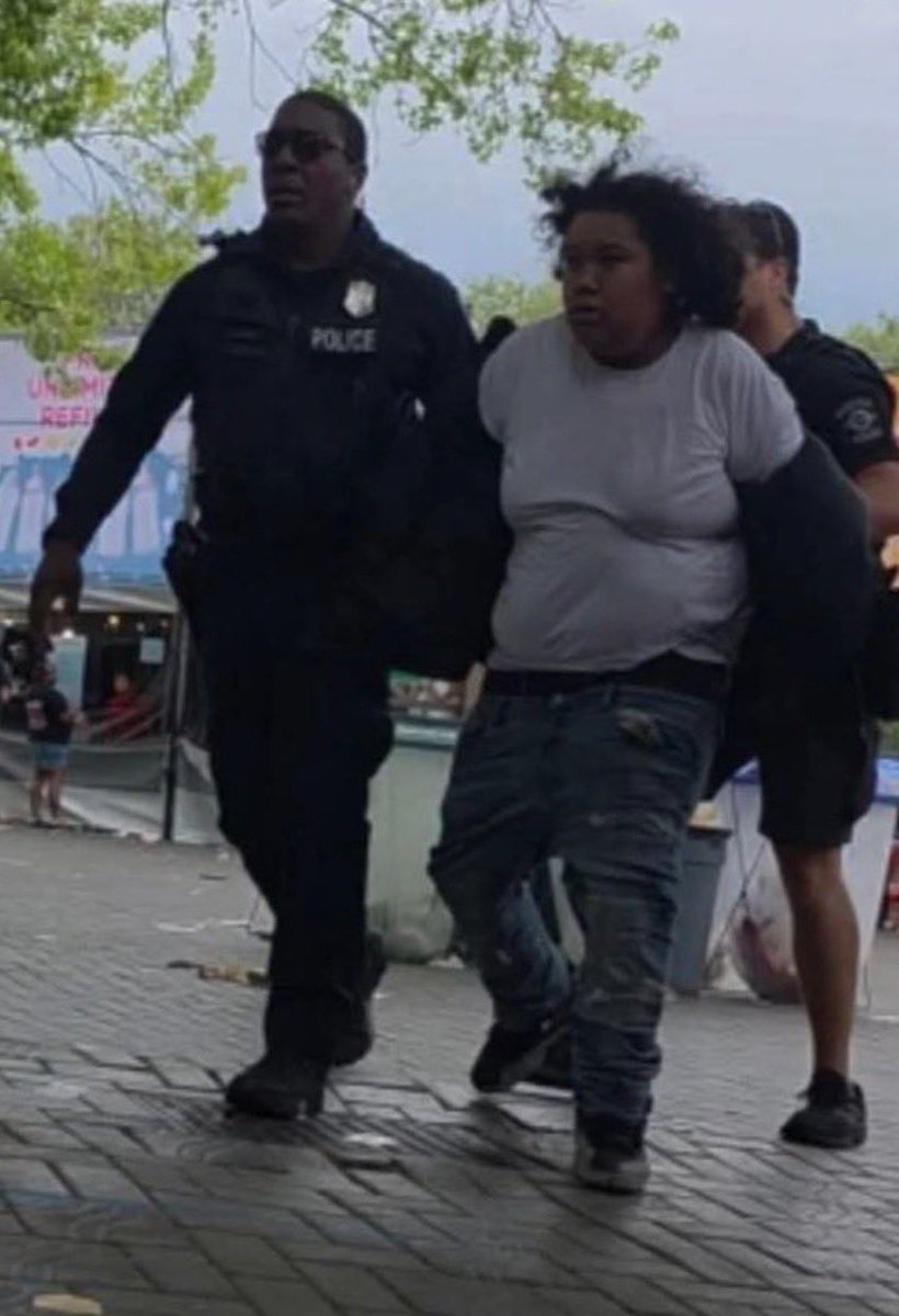 RealSpitfire's tweet photo. This is allegedly one of the shooters in Seattle and is being reported as gang related. 

This story will disappear in 3……2……..1 https://t.co/ZfGnBRqtOo