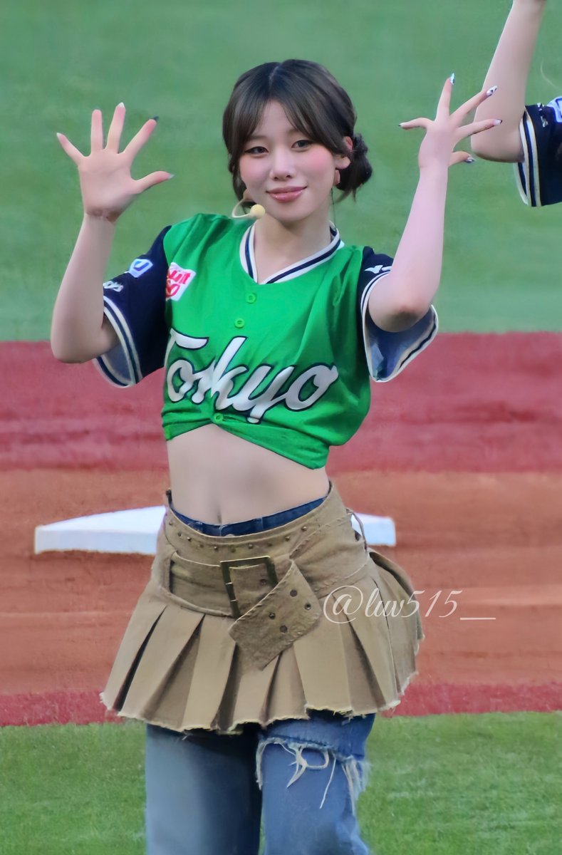 luv515_'s tweet photo. 0726 神宮球場 TOKYO燕プロジェクト

高見文寧が魅せるパフォーマンスが宇宙一好き

 #ME_I  #ME_I_花咲く道 
 #高見文寧  #ヤクルトスワローズ https://t.co/5izyGf2tTz