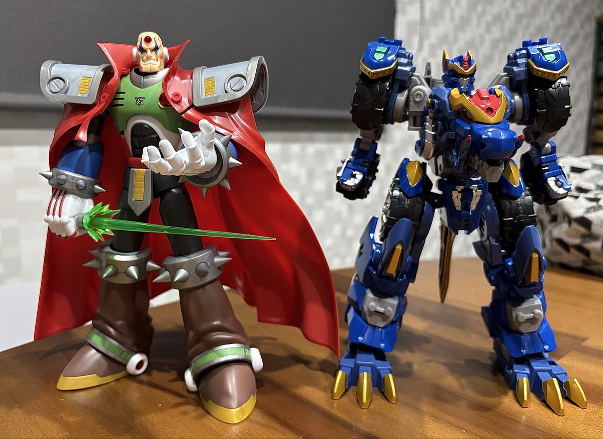 aiw6p4b's tweet photo. ようやくシグマ完成！
レ��スブレイドと同じ身長で存在感が凄まじい！サスガダァ… https://t.co/6hwD141qS6