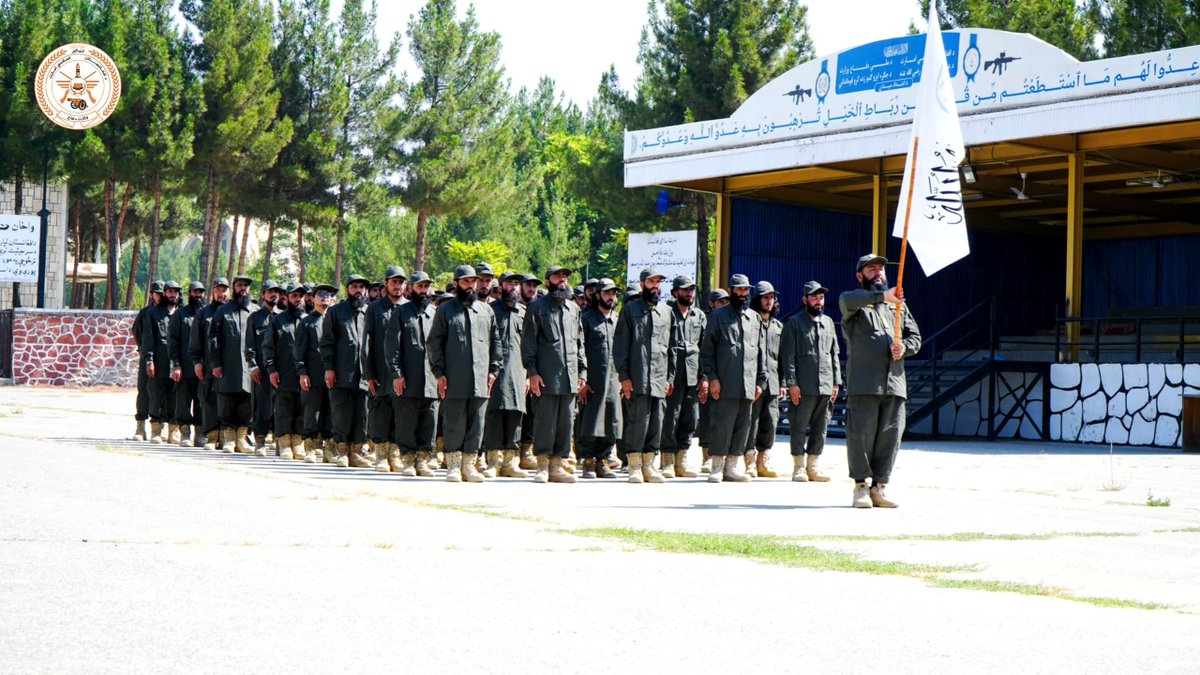 MoDAfghanistan2's tweet photo. ۶۹ تن از جوانان از آموزش‌های نظامی و مسلکی قوماندانی تعلیمات مشترک محاربوی عبدالله بن مسعود (رض) فارغ شدند

۶۹ تن از جوانان مربوط به قطعات مرکزی و قول‌اردوهای ساحوی وزارت دفاع، پس از سپری‌کردن یک دوره سه‌ماهه آموزش‌های مسلکی در بخش‌های تسهیلات انجنیری، سروی و دیزاین سرک،... https://t.co/um7qbKCVU3