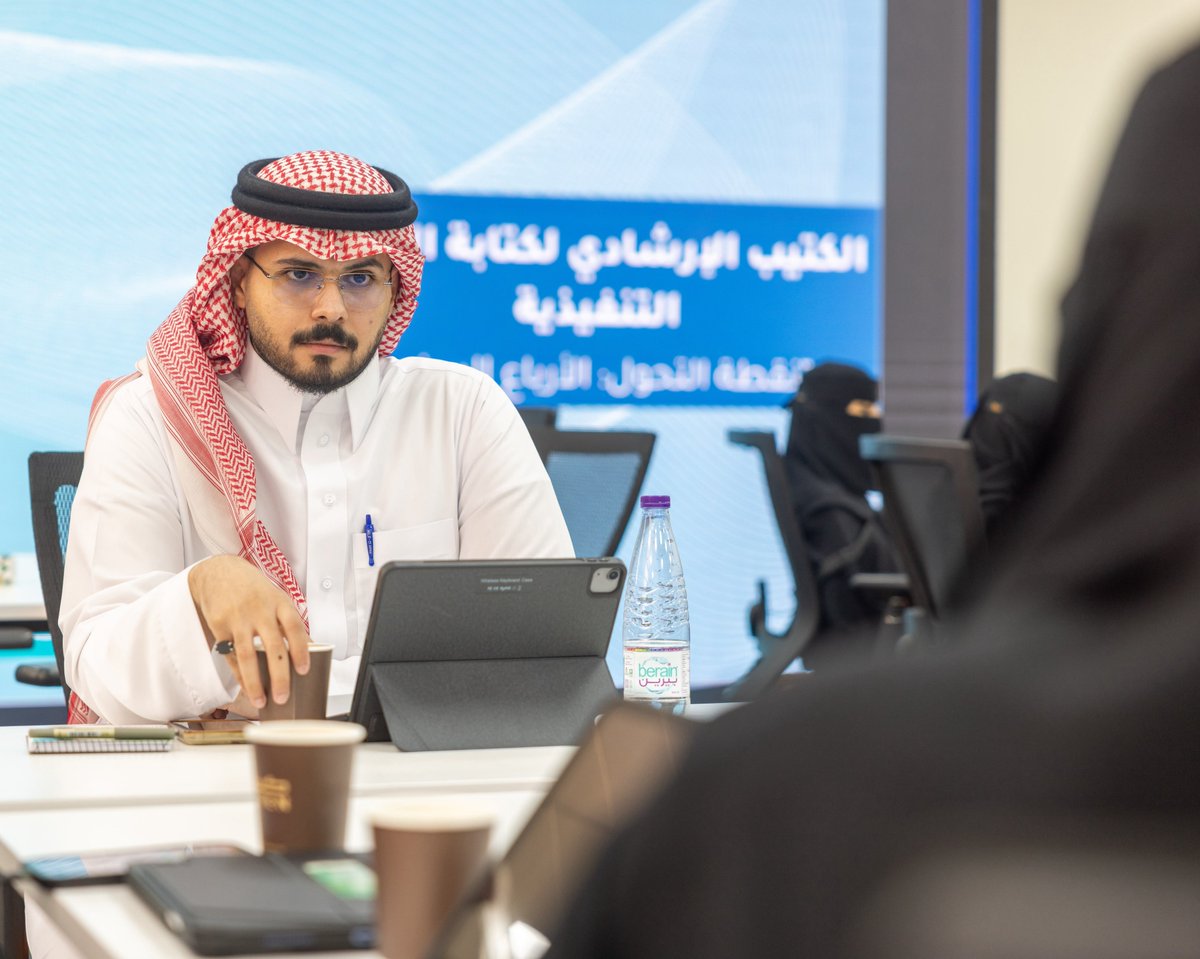 dsa_ut's tweet photo. انطلقت اليوم أولى أيام معسكر إعداد الخطط السنوية📝✨️، حيث بدأ أعضاء المجالس الإدارية الطلابية مرحلة التخطيط والاستعداد لعامٍ تُصنع فيه الإنجازات بخطواتٍ مدروسة. https://t.co/X9VYiF3Nxq