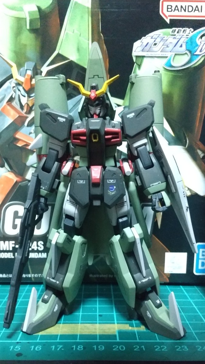 gBGjwk6kWO2VMYG's tweet photo. 7月 ３つ目プラモ完成す

HGカオスガンダム

膝と足首で 各2ミリずつ
で 4ミリ延長

顔が イマイチだったんで😂
目の上と 奥に行くように
顔裏を削りました

脚 長過ぎ?と思ってたけど
そうでも なかった……(;ﾟ∇ﾟ)

#HGカオスガンダム https://t.co/MnHqMg3pyi