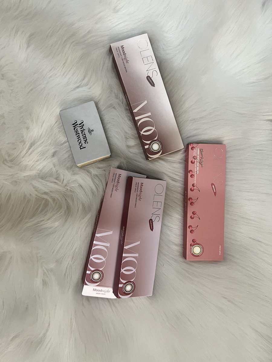 ntkgg's tweet photo. พร้อมส่งคอนแทคเลนส์ olens moodnight moodchoco/mood brown, cherrymoon brown ค่าสายตา -3.50 c one day 10pairs 400฿ vivienne westwood -3.50 1mo. 600฿ Exp.2030 สนใจสอบถามได้ค่า #olens #คอนแทคเลนส์ #contactlens https://t.co/dmy6Q2OQJA