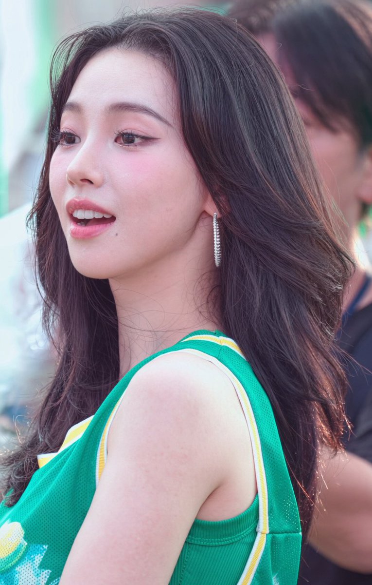 karloops's tweet photo. 260727
    
#카리나 #Karina #カリナ
#aespa #에스파 https://t.co/CDBWNPhodw