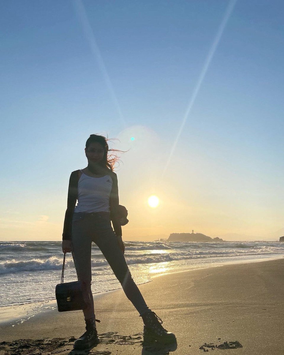 Atas_Yimo's tweet photo. It's the last day of my holiday, and I'm getting ready to go back to work.😞 https://t.co/THih20MyJO