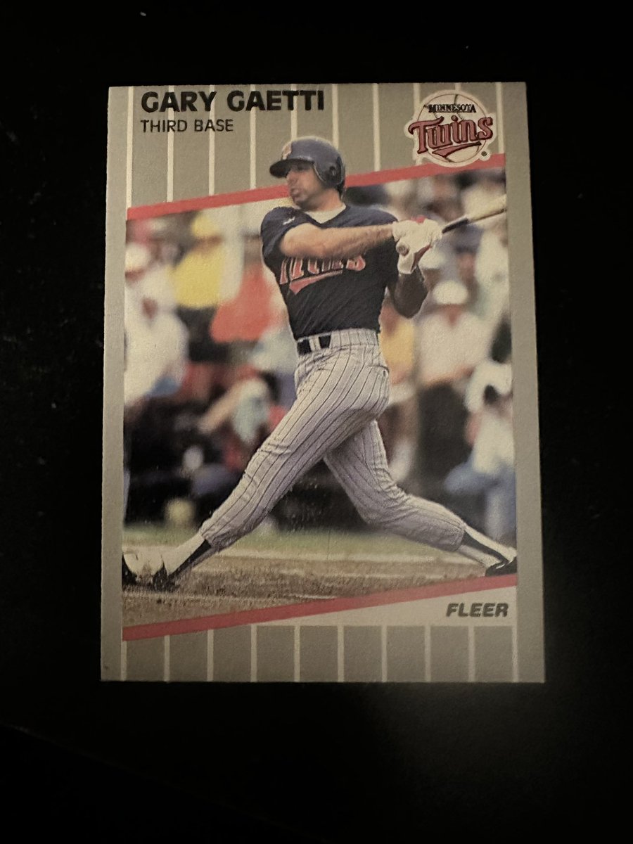 tatediablo2's tweet photo. Randy’s card of the day. Another solid player who put together a 20 year career with over 2200 hits and 360 HR. https://t.co/sMJW2OKzRp