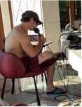 MirkoNonRkomi's tweet photo. L’era del vestirsi old money man e durata poco e tornato ad essere un senza tetto 🥲 https://t.co/XWpBLHbl3N