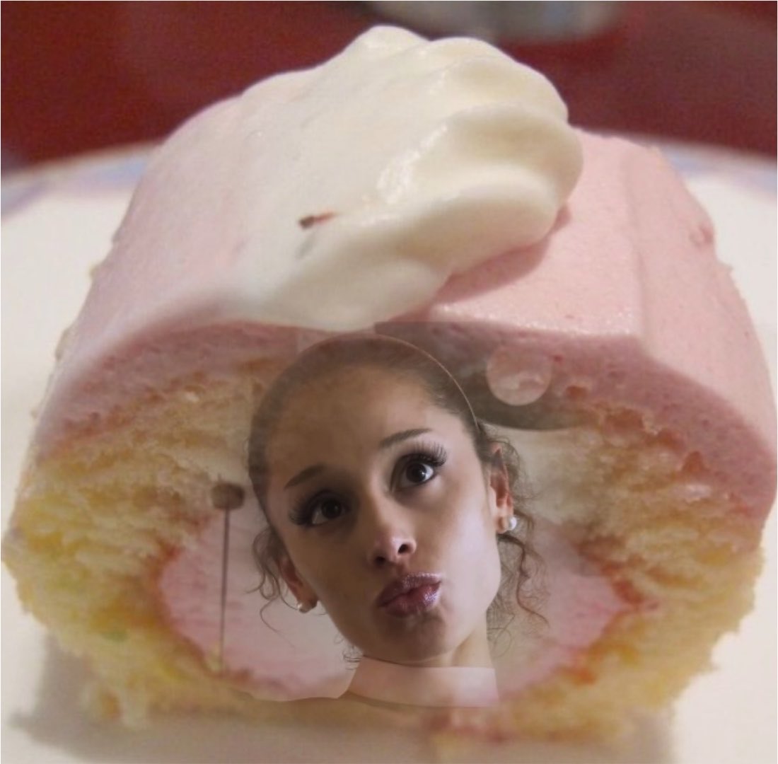 uplandoe's tweet photo. angelcake 🍰🍰 https://t.co/QSyGBjri1H