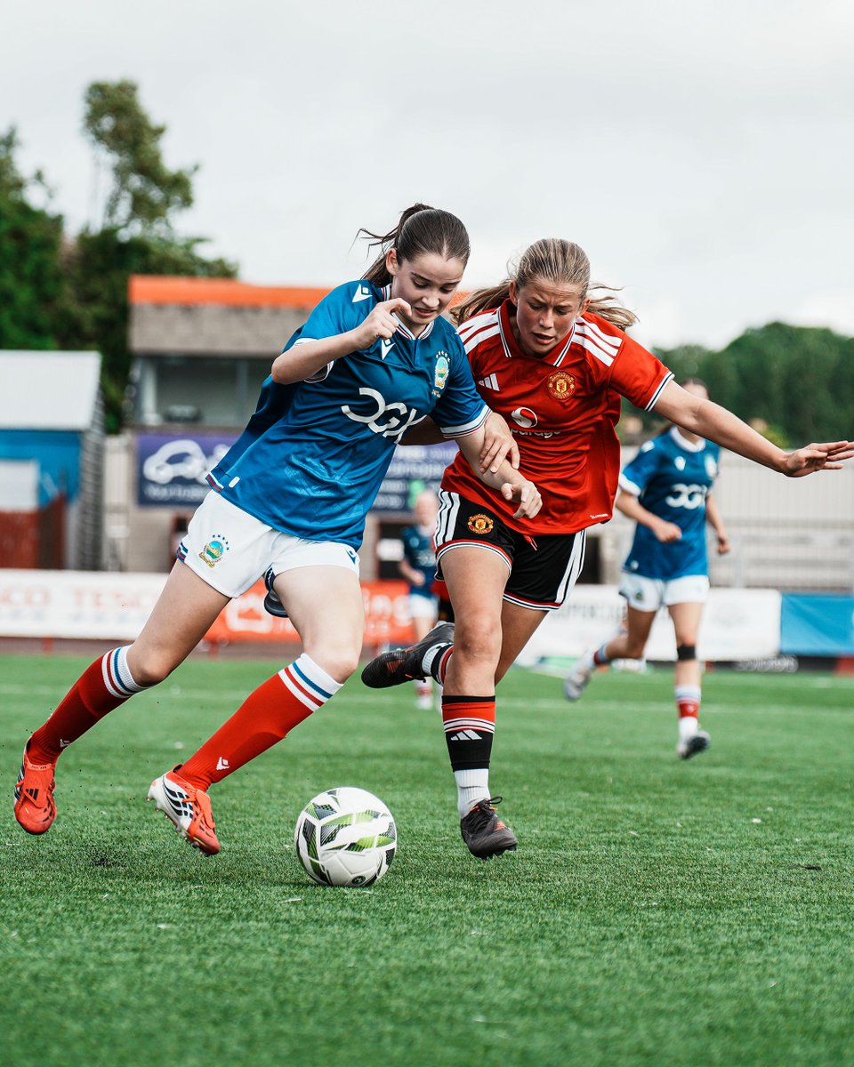 OfficialBlues's tweet photo. A valiant effort from the young Blues, but Manchester United come away with a 2–0 victory. 

🔵LIN 0-2 MAN🔴 #SuperCupNI https://t.co/LgM7B19GzV