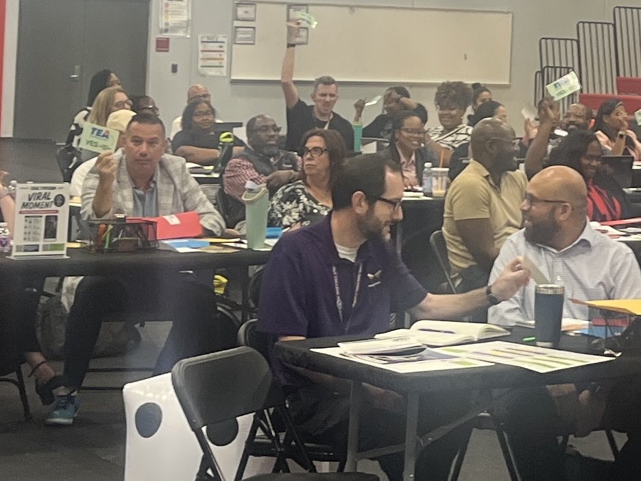 monicagonzdiaz's tweet photo. The Assistant Principals at the #DISDSummer26Legal are #LPAC empowered https://t.co/FMOyvfRlo6