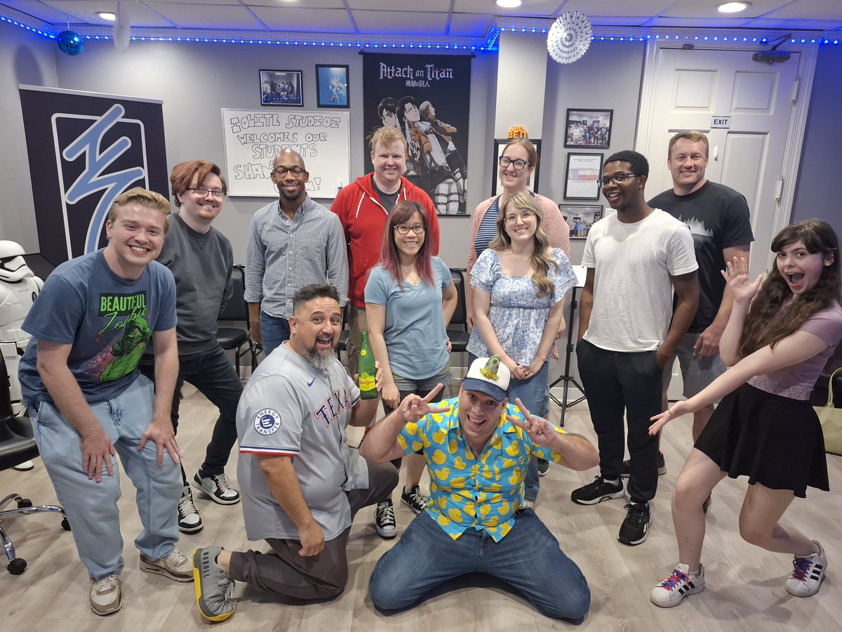 IoliteStudioz's tweet photo. Our class with Shawn Gann this month was awesome!  Great students, great instructor...Topo Chico!!  Check him out in August at Iolite! https://t.co/KGWJrTgmlf