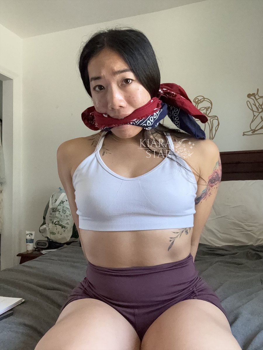 kiarastar__'s tweet photo. Just casual 😌 https://t.co/oc2GkMFFlb