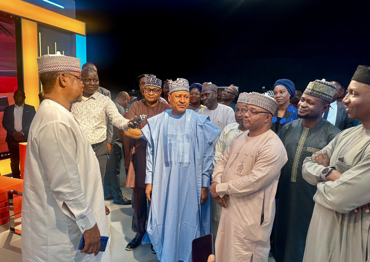 FMINONigeria's tweet photo. The Honourable Minister of Information and National Orientation, @HMMohammedIdris, inspects the newly upgraded Nigerian Television Authority (NTA) studio at the @NTANewsNow Headquarters in Abuja.
The Minister who was received by the Director-General of NTA, Salihu Abdulhamid Dembos said similar upgrades are being replicated across the country as part of ongoing efforts to transform Nigeria’s media landscape under the Renewed Hope Agenda. The transformation also extends to the Federal Radio Corporation of Nigeria (FRCN), Voice of Nigeria (VON), the News Agency of Nigeria (NAN), and the National Press Centre, all of which are undergoing upgrades.