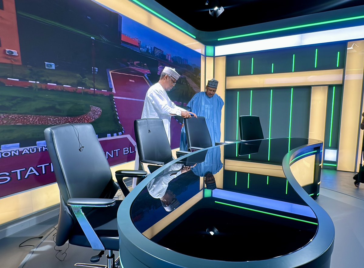 FMINONigeria's tweet photo. The Honourable Minister of Information and National Orientation, @HMMohammedIdris, inspects the newly upgraded Nigerian Television Authority (NTA) studio at the @NTANewsNow Headquarters in Abuja.
The Minister who was received by the Director-General of NTA, Salihu Abdulhamid Dembos said similar upgrades are being replicated across the country as part of ongoing efforts to transform Nigeria’s media landscape under the Renewed Hope Agenda. The transformation also extends to the Federal Radio Corporation of Nigeria (FRCN), Voice of Nigeria (VON), the News Agency of Nigeria (NAN), and the National Press Centre, all of which are undergoing upgrades.