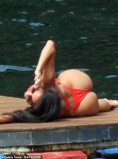 whispering1405's tweet photo. Nicole Scherzinger #baddie #milf #hugerack #Xfactor https://t.co/0xg8SM7zWs