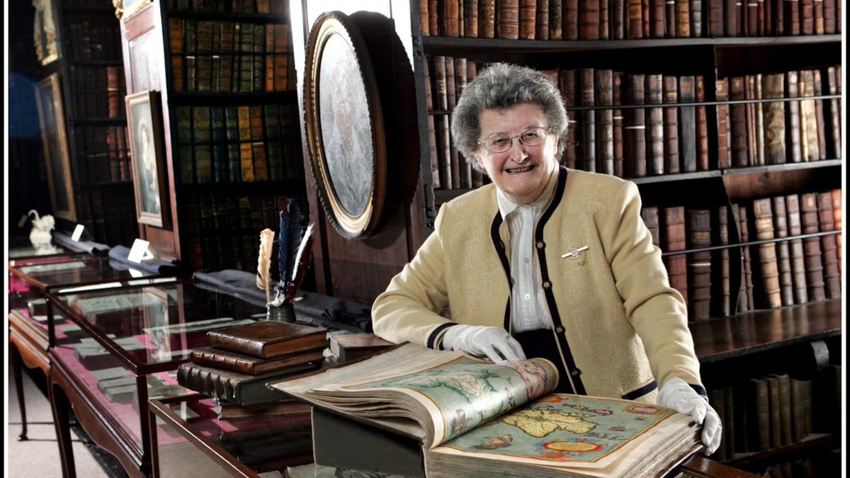 Fiona_Forde_Irl's tweet photo. Died #Onthisday 2021 Muriel McCarthy 'the first female and first Roman Catholic keeper of Marsh’s Library, Ireland’s oldest public library' more @IrishTimes https://t.co/DZV9JhGhgX https://t.co/oWrJnrj4mh