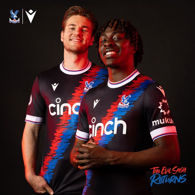 Palace120462's tweet photo. Big downgrade from these https://t.co/eEvW5x5bbP