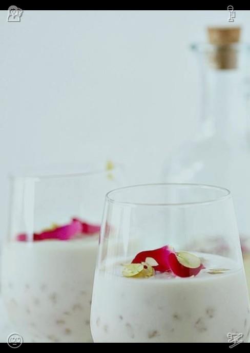 id__29's tweet photo. 🌺Always remain passionate and stay committed. As dusk falls, I finish my beverage and return home, filled with joy and satisfaction. This week has been wonderful for exploring milk tea, revealing so many fantastic stores and tastes. I eagerly look forward to continuing my adven https://t.co/i7LCc2jGv1