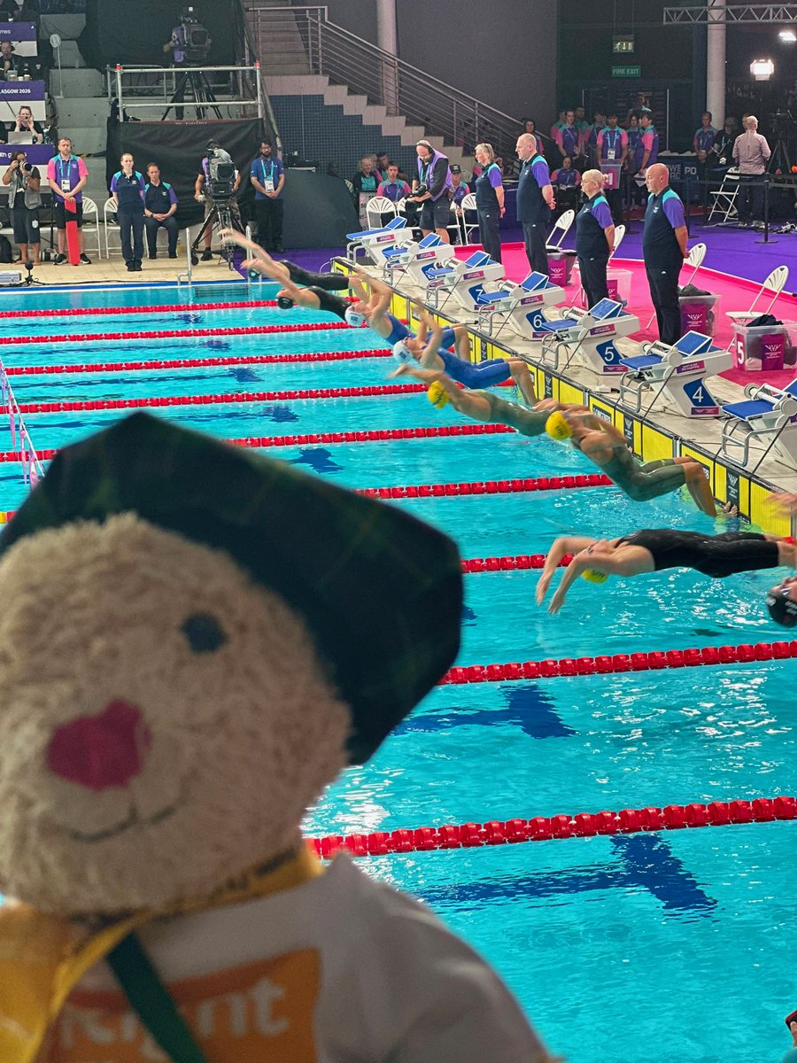 RightThereOrg's tweet photo. Bobby the Right There Bear's Summer of Sport continued this weekend at the Glasgow 2026 Commonwealth Games!

He attended the swimming on Friday and men's gymnastics on Sunday, witnessing three Scottish gold medals and helping to spread the word about the power of a "home advantage". Whether it's athletes thriving with a home crowd behind them or people benefiting from having a safe, stable place to call home, the right support can make all the difference.

What a weekend for Team Scotland! 🥇🏊🤸 where will Bobby end up next?

#Glasgow2026 #HomeAdvantage #BobbysSummerOfSport #TeamScotland #RightThere