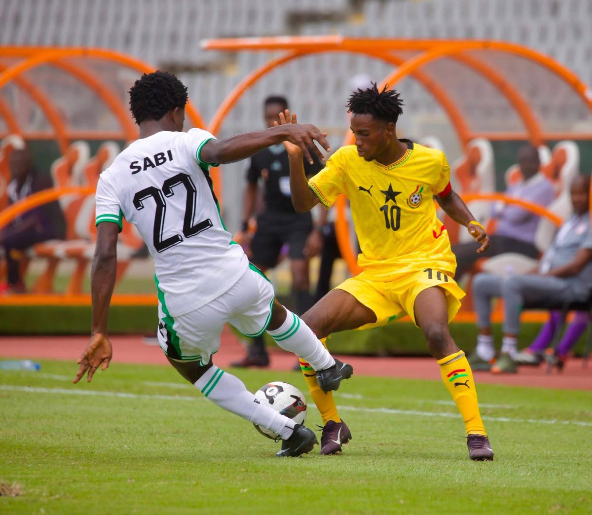 _MightyGeorge's tweet photo. 🚨🇳🇬The Flying Eagles of Nigeria defeated Ghana 4-2 in their opening game of the WAFU U20 Championship.
Coach Abdul Maikaba tutored Nigeria U20 boys are pushing to retain the title and book a spot for the U20 Nations Cup.
Perfect jollof derby win 💪🇳🇬
#whatarush https://t.co/qtZBUHDmBt