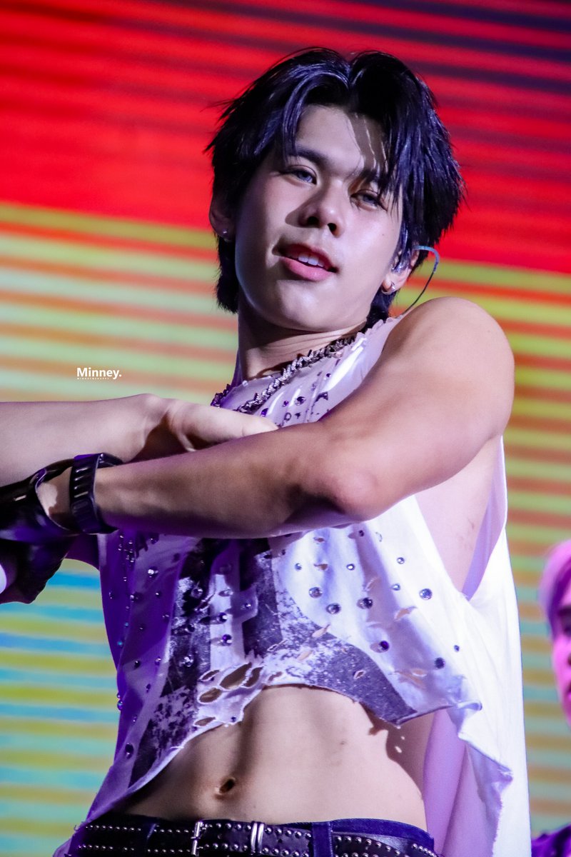 Minneymehappy_'s tweet photo. อยู่ไม่ไหว!!! อยู่ไม่ไหว!!! พี่อยู่ไม่ไหว!!!

— 260726 | @TuiChayatorn 
🐺 #MonsterMusicFestival2026 🔥
#MonsterMusicFestival2026xLYKN
#MonsterMusicFestival #LYKN 
#TuiChayatorn @LYKNofficial https://t.co/yjLPZSrB4a