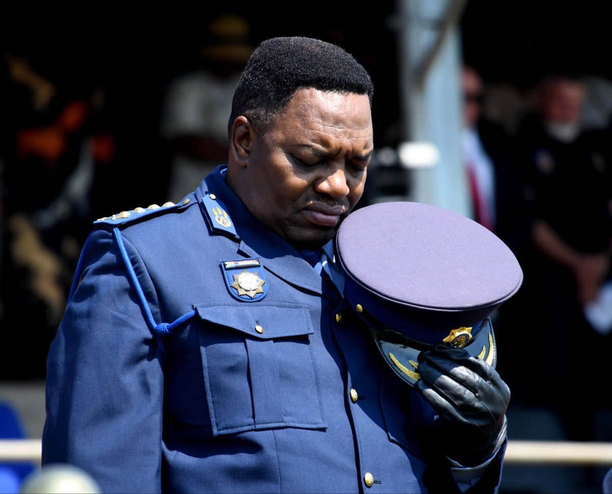 NhlamuloNeay's tweet photo. As i patiently wait for the day my General will be vindicated 

His day is coming soon.....

Just hang  in there my Gen 🫡
#MadlangaCommission https://t.co/JRIyOEcnye