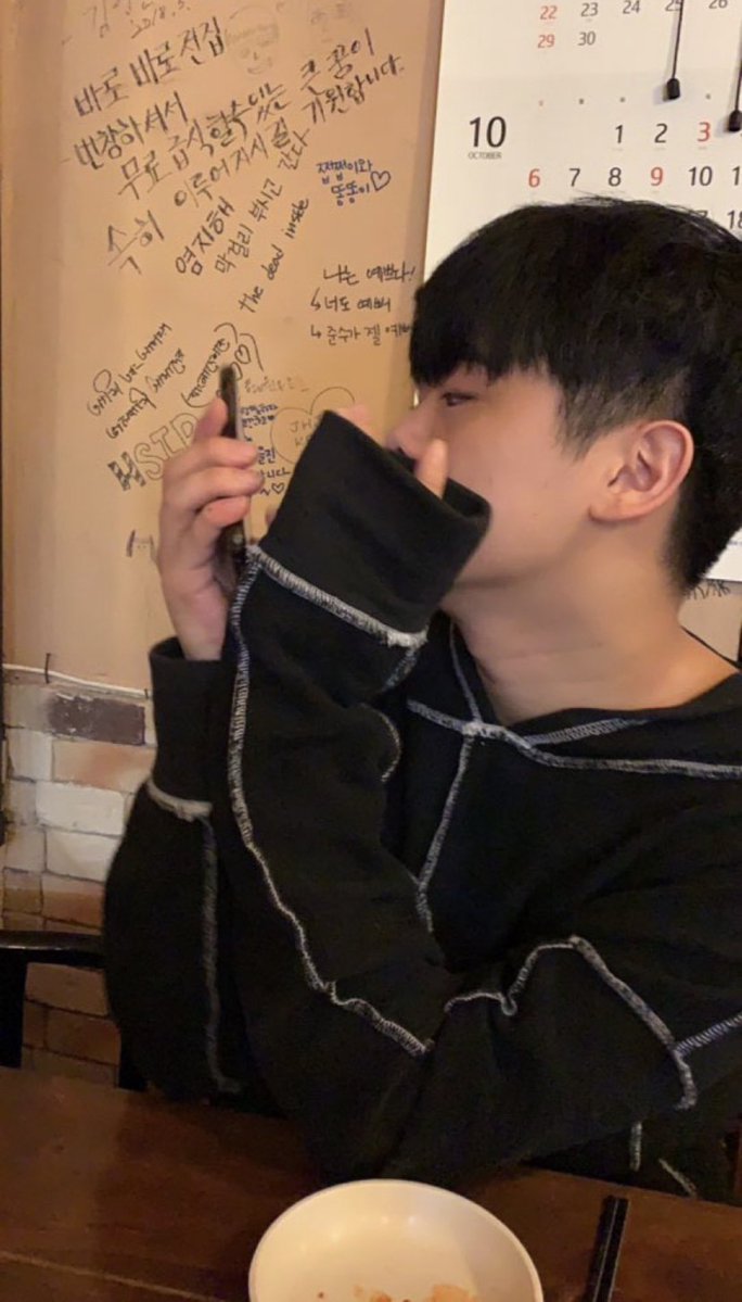 ittssjuujrxbhxx's tweet photo. 그시절병x https://t.co/QWrWcl7iHJ