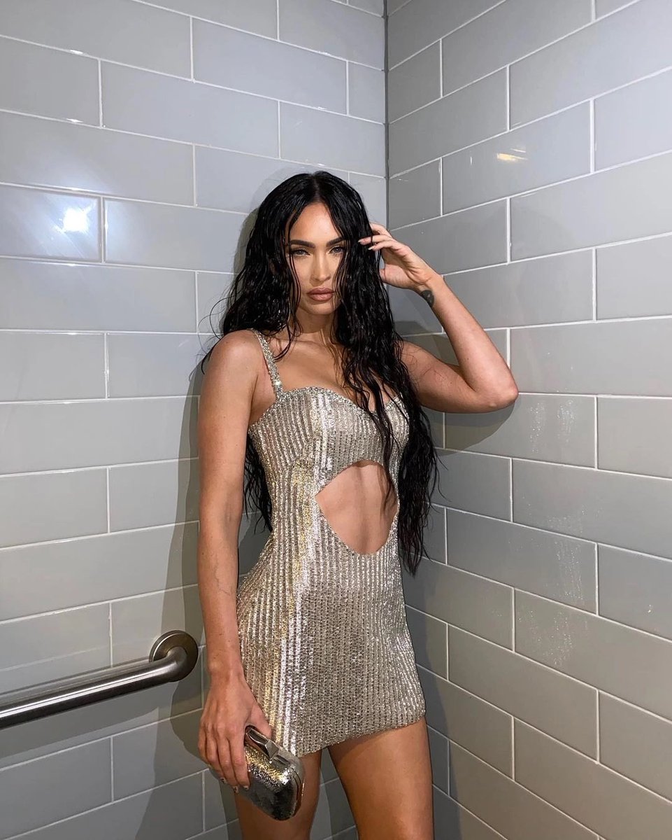 meganfeeds's tweet photo. megan fox. https://t.co/Y1tENWtw5m