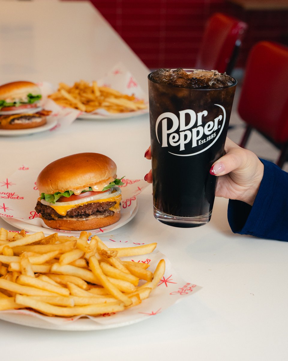 JohnnyRockets's tweet photo. A simple order that somehow never feels simple 🙌 

DR PEPPER is a registered trademark of Dr Pepper/Seven Up, Inc. ©️2026 Dr Pepper/Seven Up, Inc. https://t.co/Ggpr3bZvc1