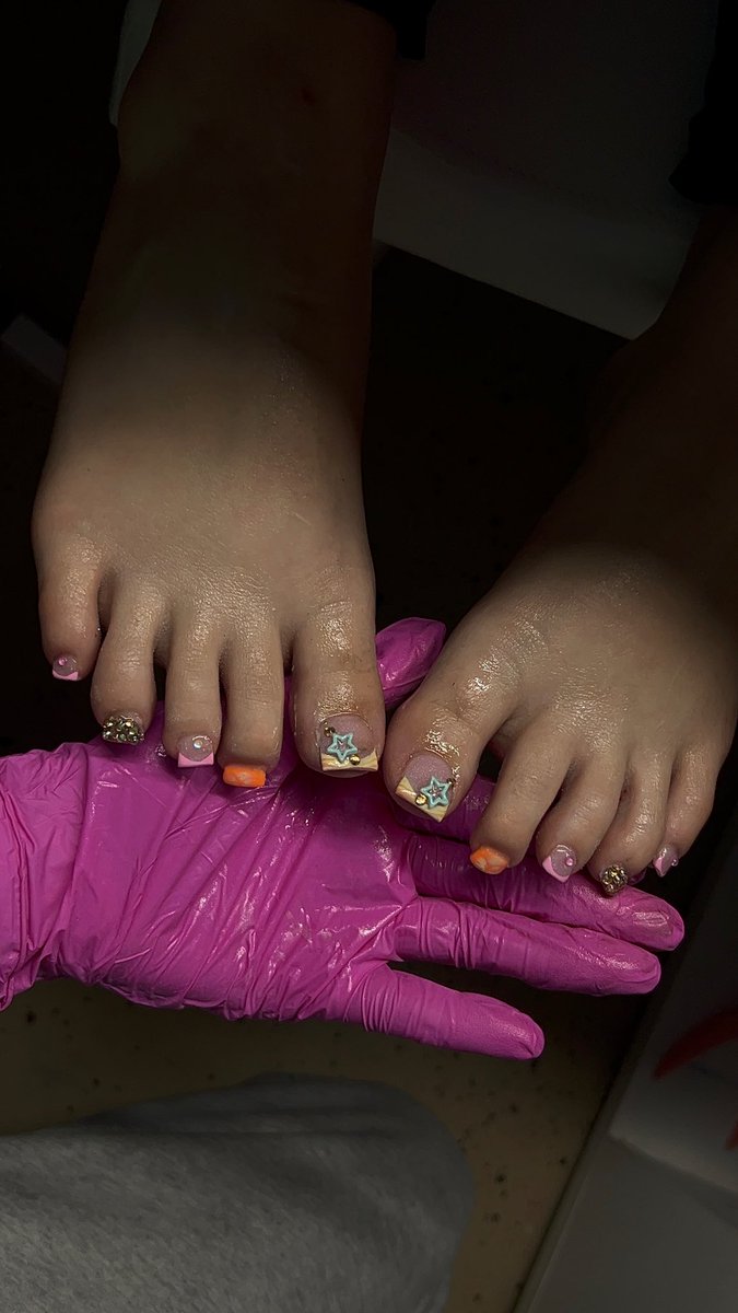 mrsmagic2100's tweet photo. Soft soles. Clean content. Fast replies. 👣✨ DM to get started.

#FeetPics #Feet #FootContent #ExclusiveContent #FeetCommunity https://t.co/UrPcEKrWKR