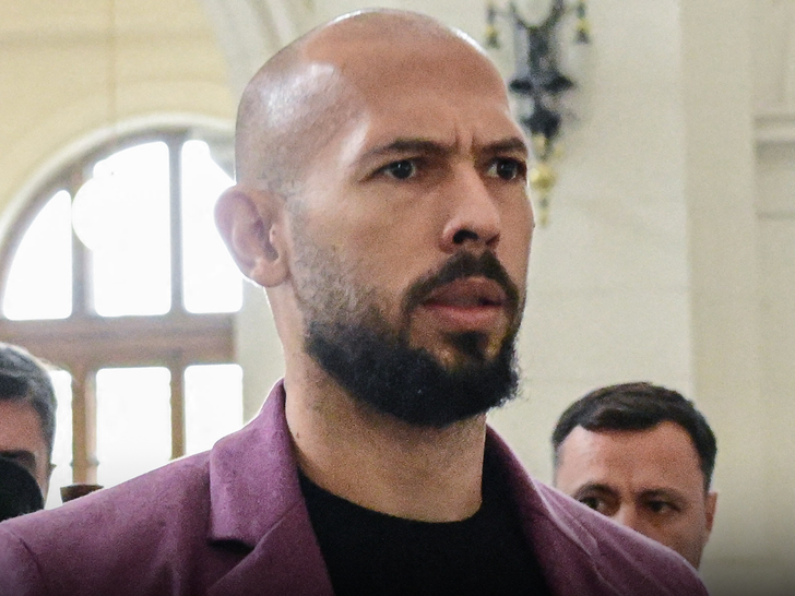 TMZ's tweet photo. 😳 Andrew Tate says he's "forced to drink poisoned water" in Miami jail. 

Exclusive details: https://t.co/UWELZ13PcA https://t.co/DbMTenvLVJ