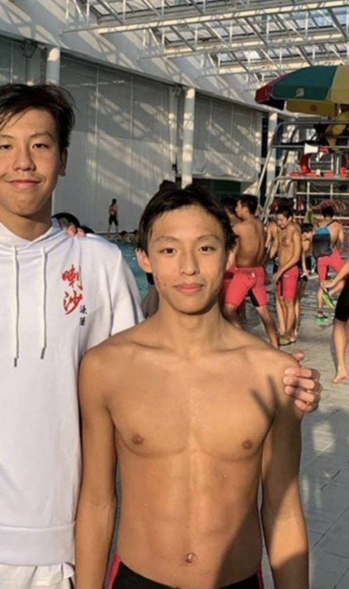 adle_1880's tweet photo. 喇沙游水仔仔
身材勁好
🍆好正
💦💦💦💦
好淫嘅仔仔😏 https://t.co/CaelA2J5bo