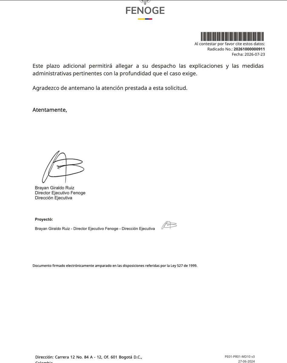 EspinosaRadio's tweet photo. Después de la denuncia de @CaracolRadio sobre una invitación abierta para Colombia Solar por 165 mil millones de pesos en el @FondoFenoge, @PGN_COL envió un oficio advirtiendo riesgos, entre otros que una adenda que fue incluida vencido el plazo legal para hacerlo. ¿A quién buscaban favorecer con esa adenda? 

Pues @FondoFenoge contesta que necesita más tiempo para responder, y en lugar de suspender ese proceso dudoso, que es además lo que pide la Procuraduría, dice que necesita hacer trazabilidad forense