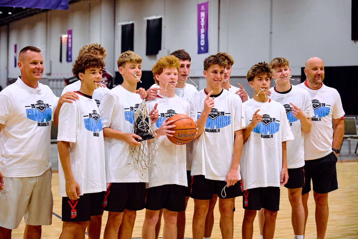 GPPbasketball's tweet photo. 14U NXTPRO FINALS CHAMPIONS 🔥🏆 Proud of this group and proud of what they represent for our program! https://t.co/3BCZheACCw