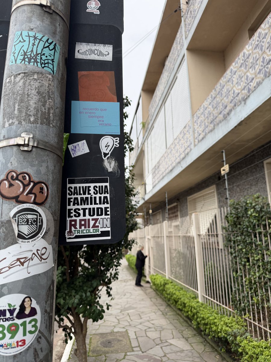 Salve sua família. https://t.co/lCvXwJWCgq