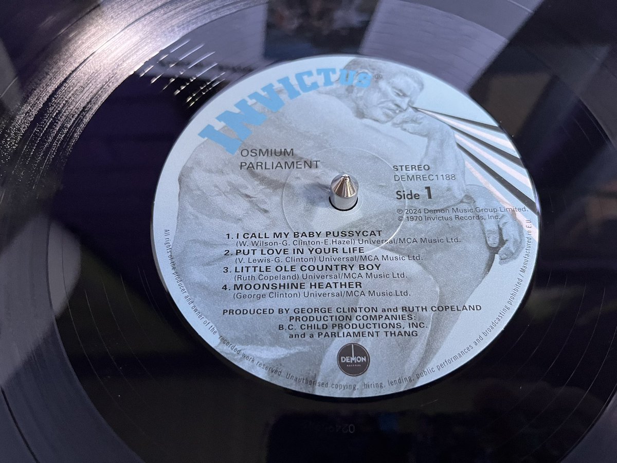 DonQuichotte69's tweet photo. #plaatvandedag Parliament - Osmium (1970, reissue 2024) #vinylcollection #nowspinningonvinyl #pfunk #parliamentfunkadelic https://t.co/CnFfUf2Nbp