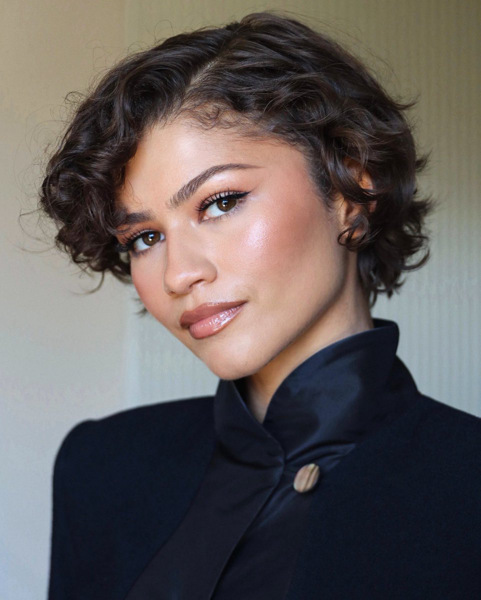_filmcrave's tweet photo. Zendaya stuns in new photos for ‘SPIDER-MAN: BRAND NEW DAY’ press. 📷 https://t.co/SaweM6jD5s