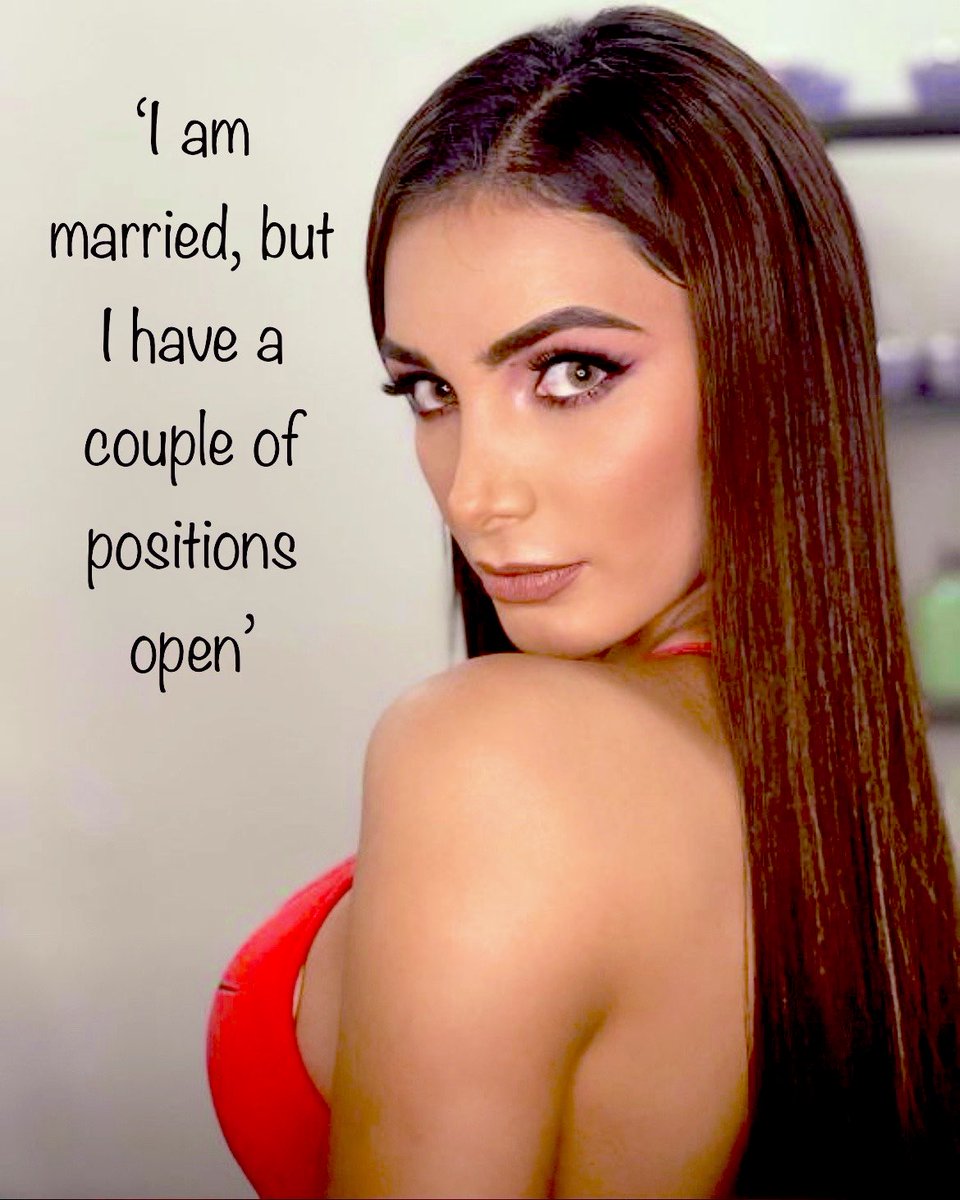 HotWifeCapps's tweet photo. Married… but my legs are still open for business 😈🔥
#OpenPositions #MarriedSlut #QOS #Hotwife #Cuckold #NSFW 💍♠️ https://t.co/jWQHRwHo2l