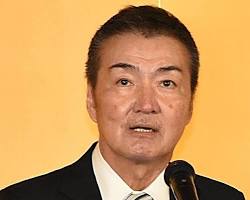 yoshi_majime's tweet photo. 東野圭吾さんのこの話がﾌﾞｯ刺さる。

「意見はコロコロ変えていい」ってこと。

ブレないとか、男に二言はないとか、そういう話じゃない。

それは↓ https://t.co/27Lu5uPl2E