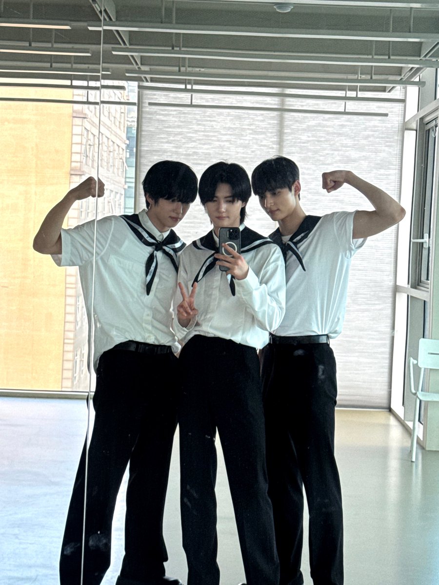 JiKyMoFRFan's tweet photo. ||A&amp;0VERSE||☆260726☆

[#SEUNGMO]

Quelle est votre destination~~?🚢

~~~~~~~~
©️ AMPERS&amp;ONE ➡️ W3V3RS3
#⏰️ https://t.co/k3VOUlpcFz