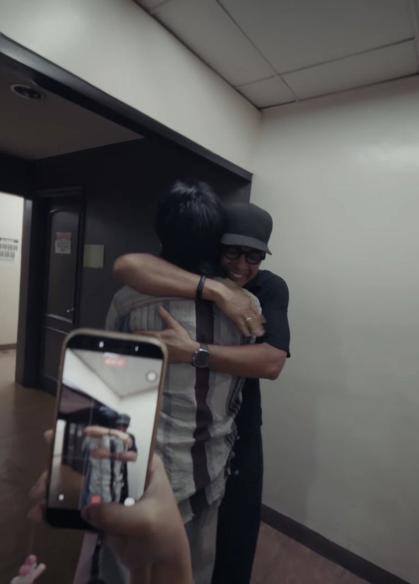 olbapologist's tweet photo. This moment with Sir @GaryValenciano1 🥹❤️

https://t.co/i6qEzdzAtY

USAD MUSIC VIDEO
@imszmc #PABLO
#USAD https://t.co/LX0auK0VJZ
