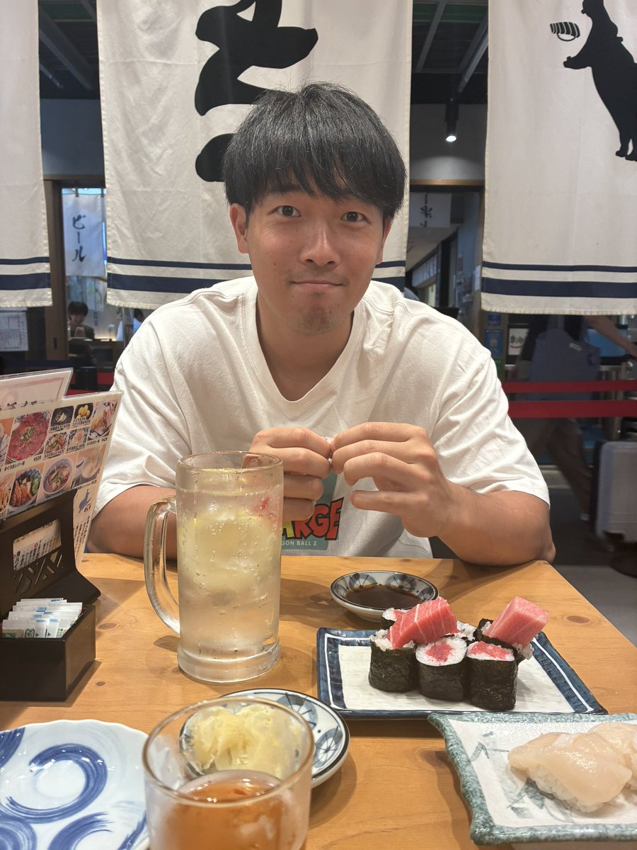 kz_rn06's tweet photo. 20代後半で誘い方がいまだに「遊ぼ」な人 https://t.co/gjqtSzSQQf
