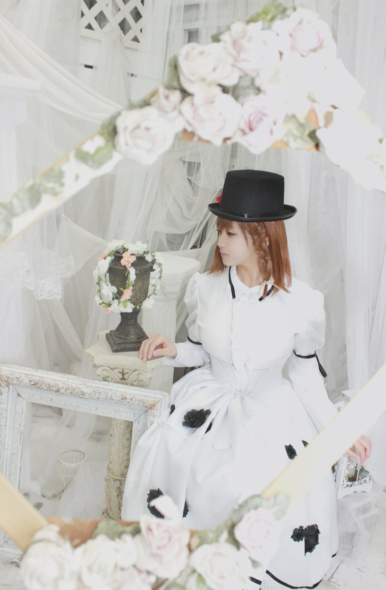 Sunny_Flower120's tweet photo. ※Cosplay(コスプレ)

Fate/Grand Order
シャルロット・コルデー

お誕生日おめでとう！！！🎂🎉
可愛くて芯のあるあなたがこれからもずっと大好きです
アトランティスは永遠に優��い傷だ…… https://t.co/zCtiiMsjjg